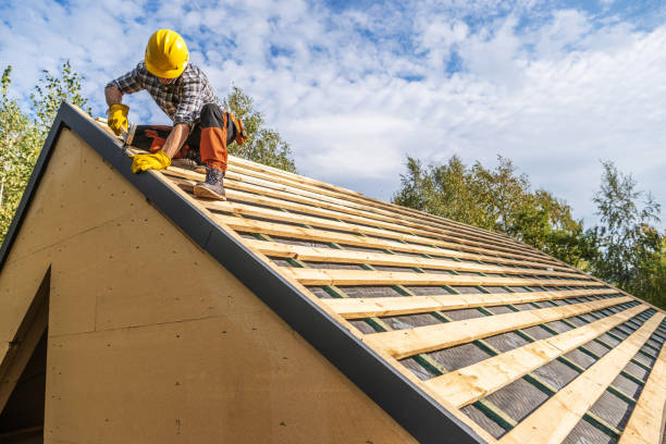 Best Tile Roofing Contractor  in Hiawatha, KS